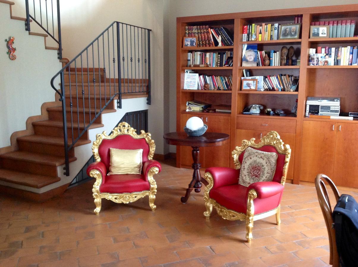 La Folaga Bed & Breakfast Gavirate Exterior photo