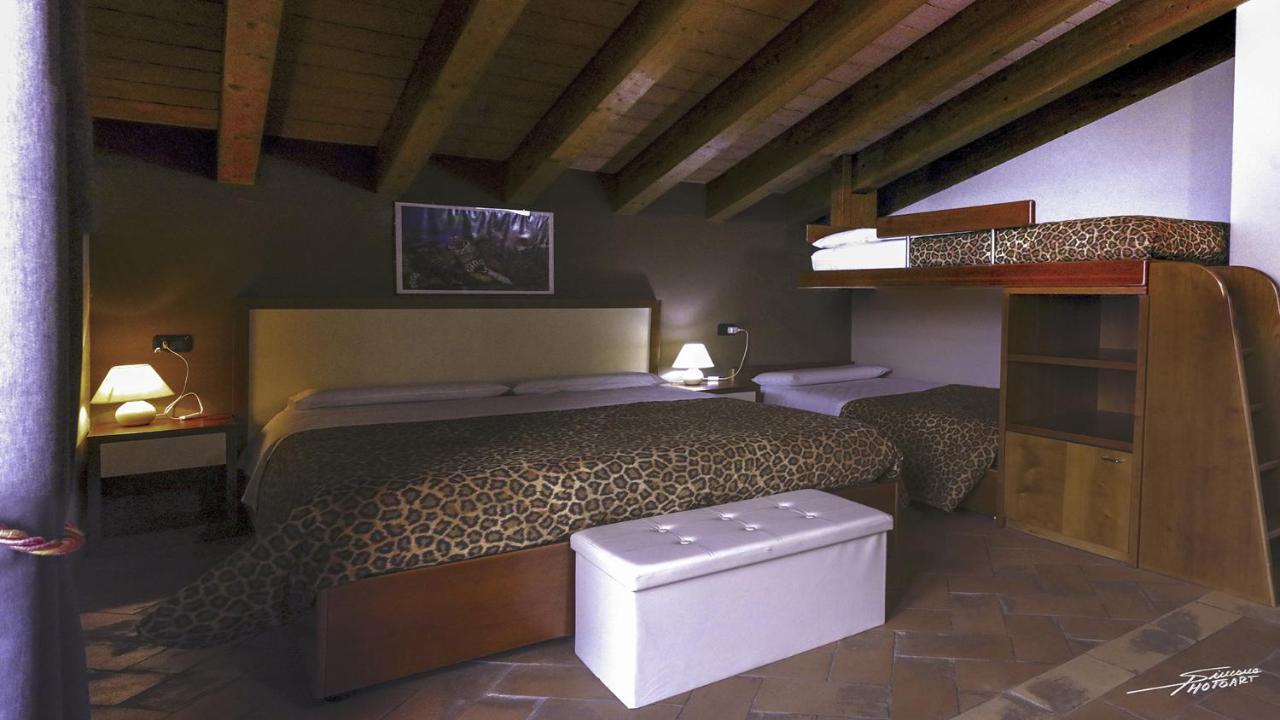 La Folaga Bed & Breakfast Gavirate Exterior photo